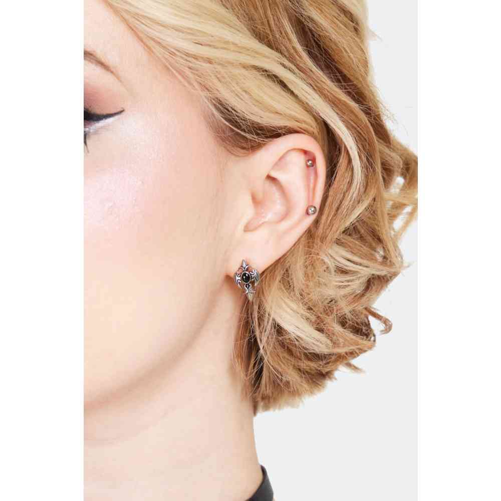 Jawbreaker - Cross And Onyx Stud oorbellen - Zilverkleurig